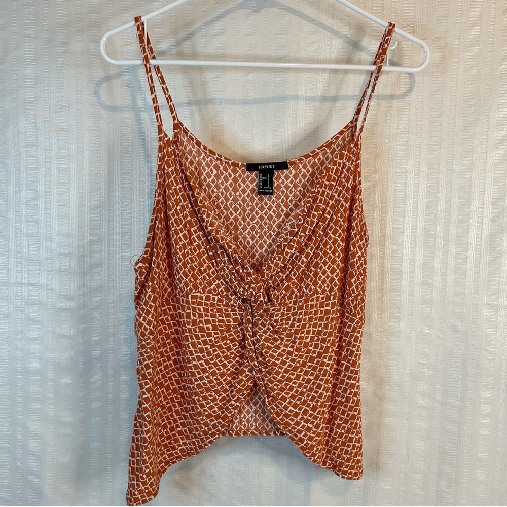 Patterned Cropped Knot Top